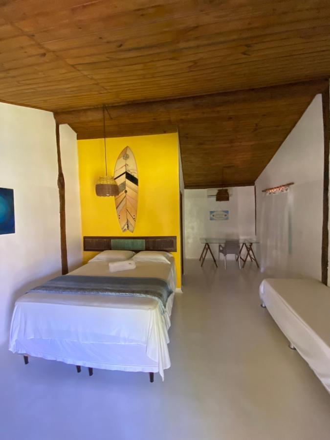 Hotel Bahia Surf Camp Abrantes Exterior foto
