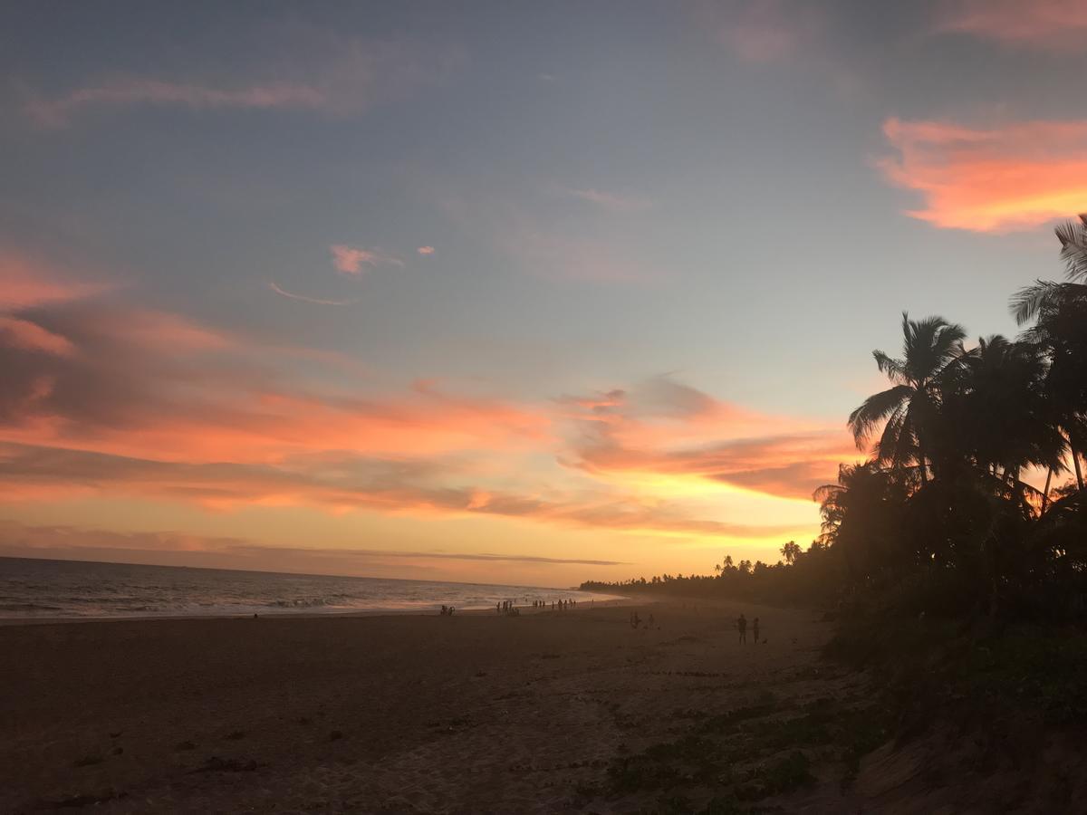 Hotel Bahia Surf Camp Abrantes Exterior foto